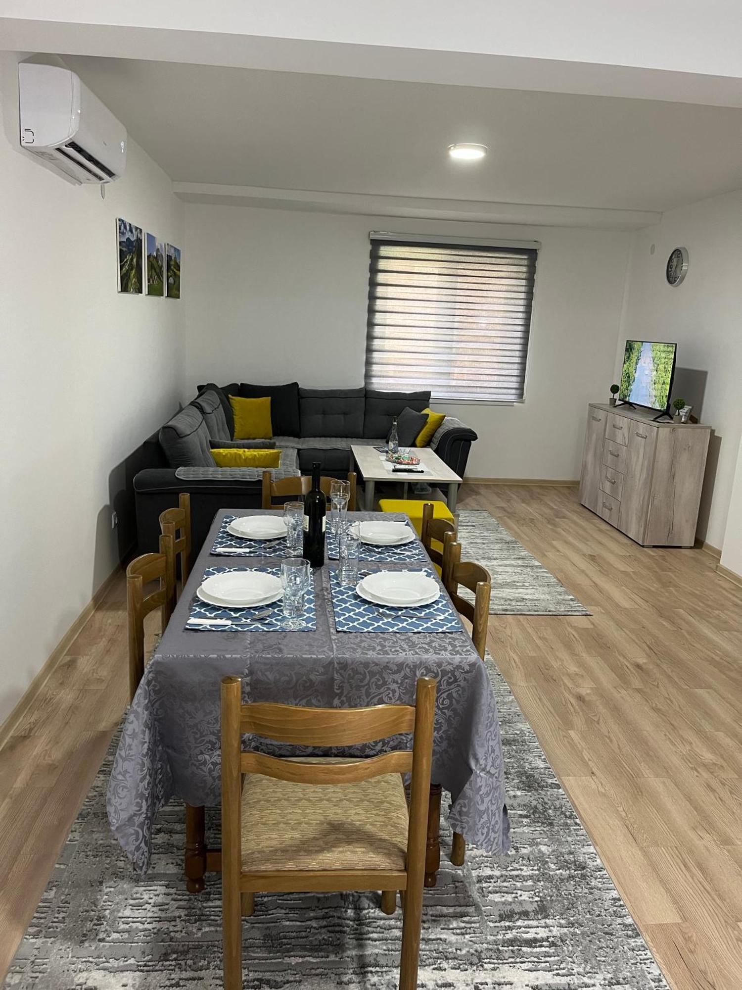 4m Apartment Foca